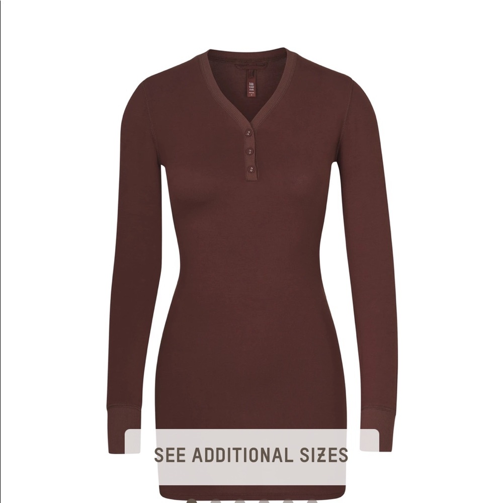 ISO skims Henley sleep dress under retail
